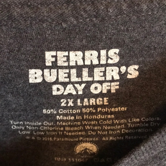 This is a t-shirt with Save Ferris on the front - Picture 2 of 4